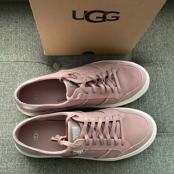 UGG® Alameda Lace-Up Sneaker (Women) 10M - Picture 2 of 12